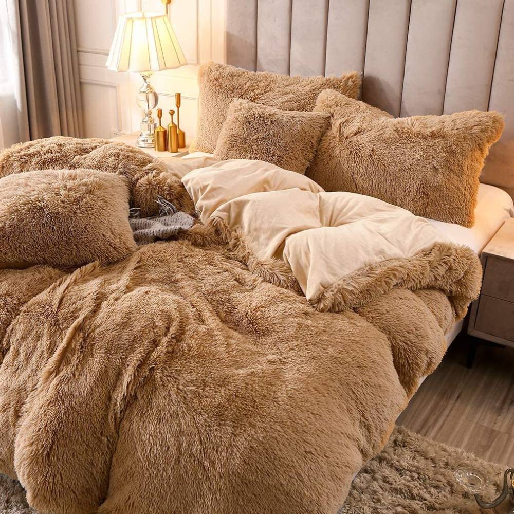 Shaggy Quilt Cover, Brown / Queen 4 Piece Set